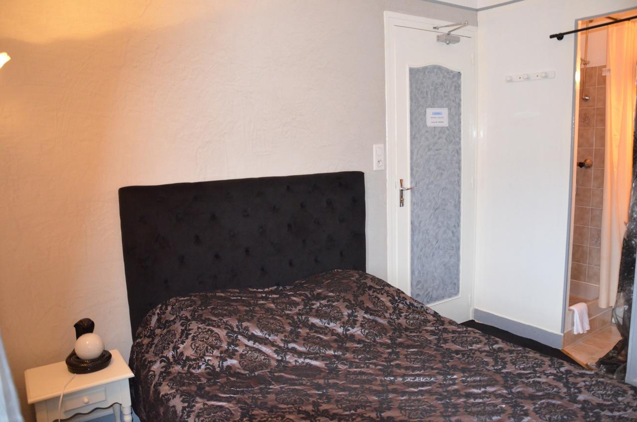 Hotel La Tour Sully-sur-Loire Room photo
